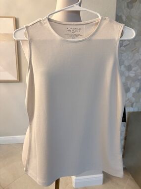 NWT Adrienne Vittadini Sleeveless Top